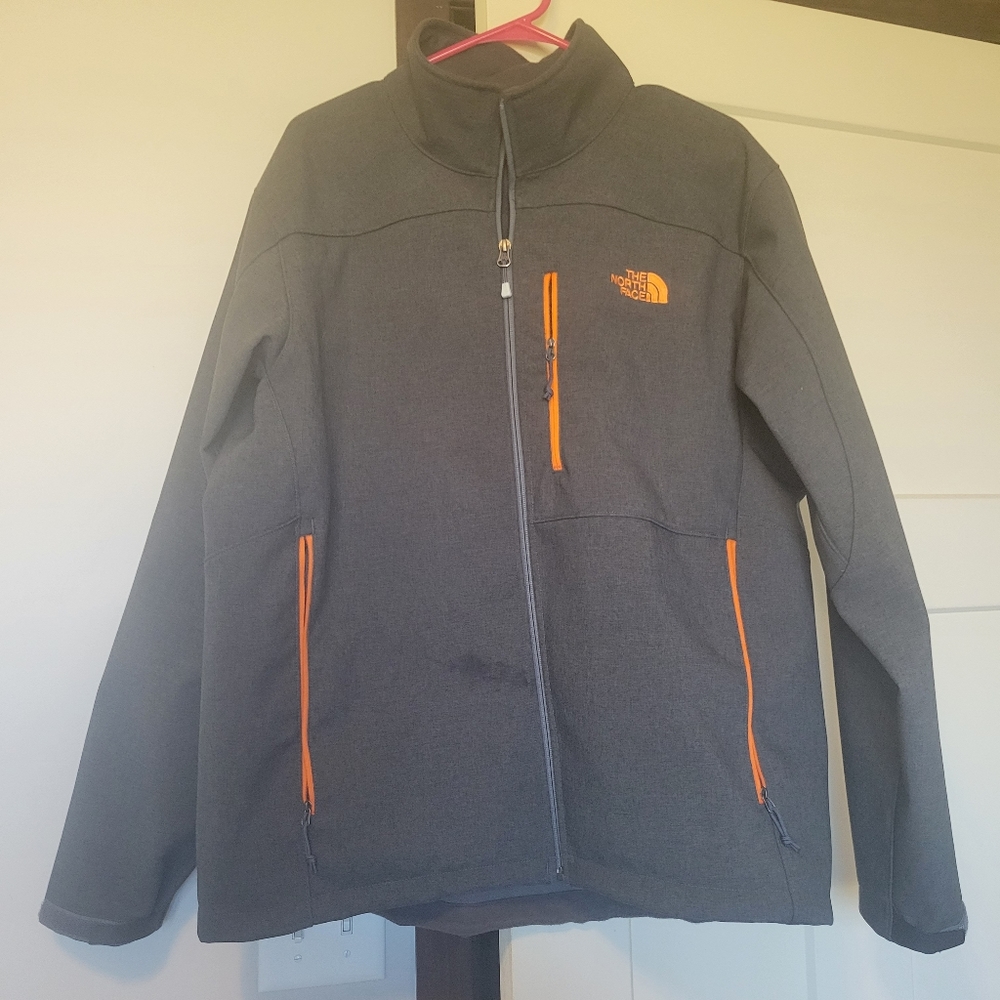 XL The North Face Men's coat